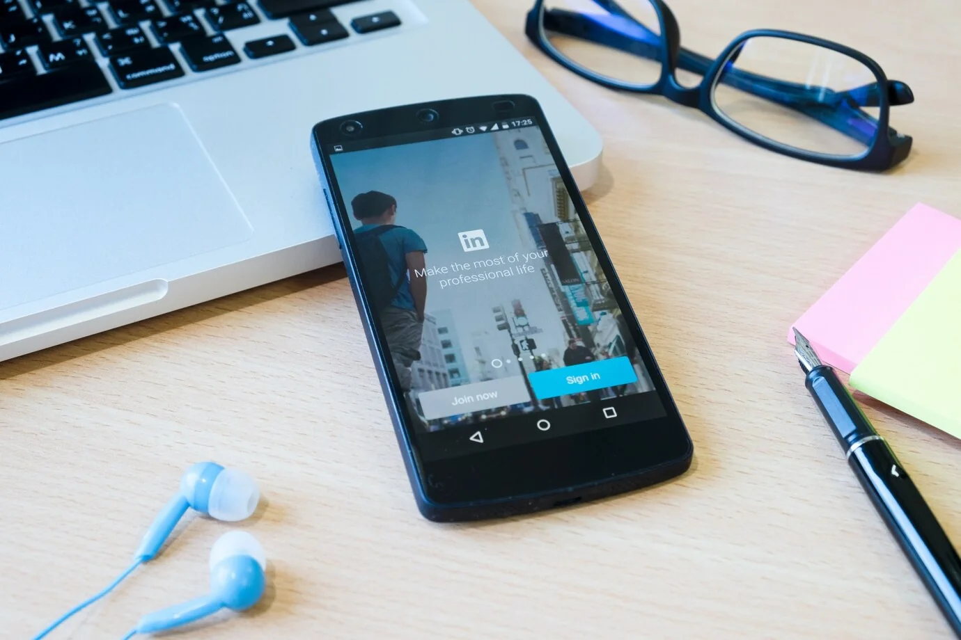 LinkedIn Ads